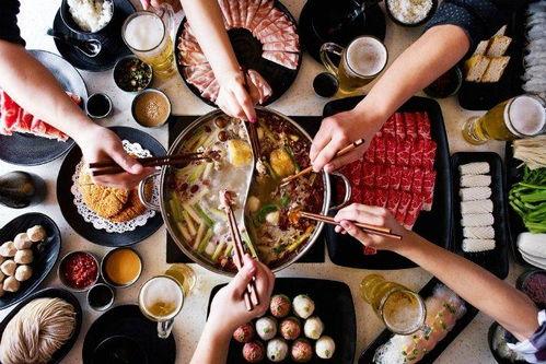 娱乐吃瓜酱吃火锅视频,一场视觉与味蕾的双重盛宴  第1张
